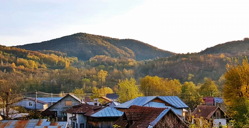 You are currently viewing Vărbilău, popas tihnit în Drumul Fructelor